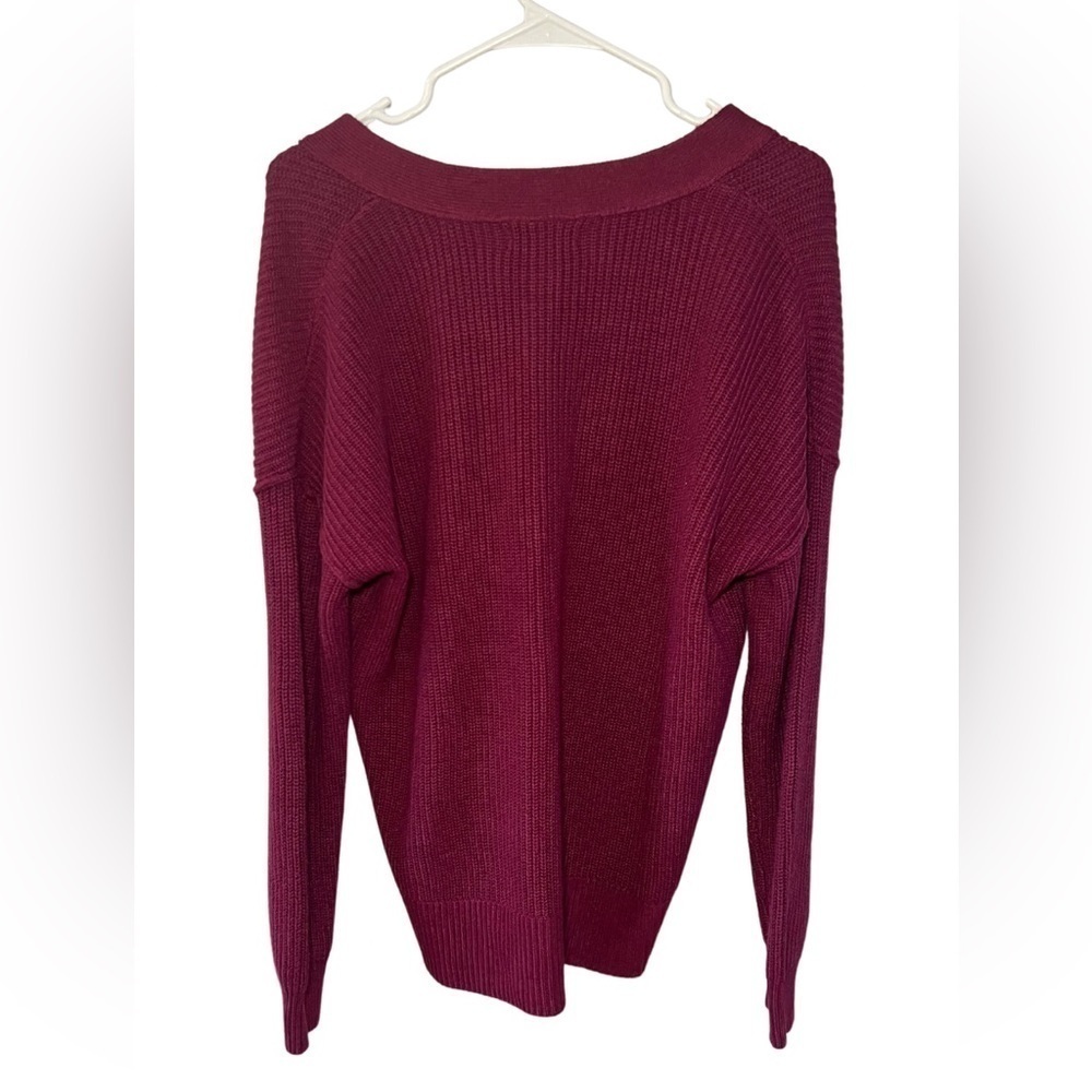 Rachel Zoe Drop Sleeve Half Button V-neck Step Hem Sweater Size Medium - Picture 2 of 4